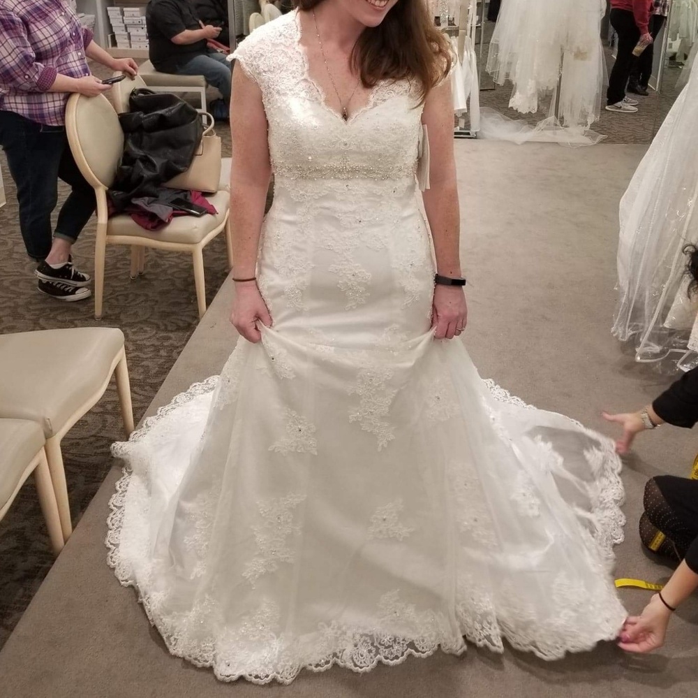 Wedding dress